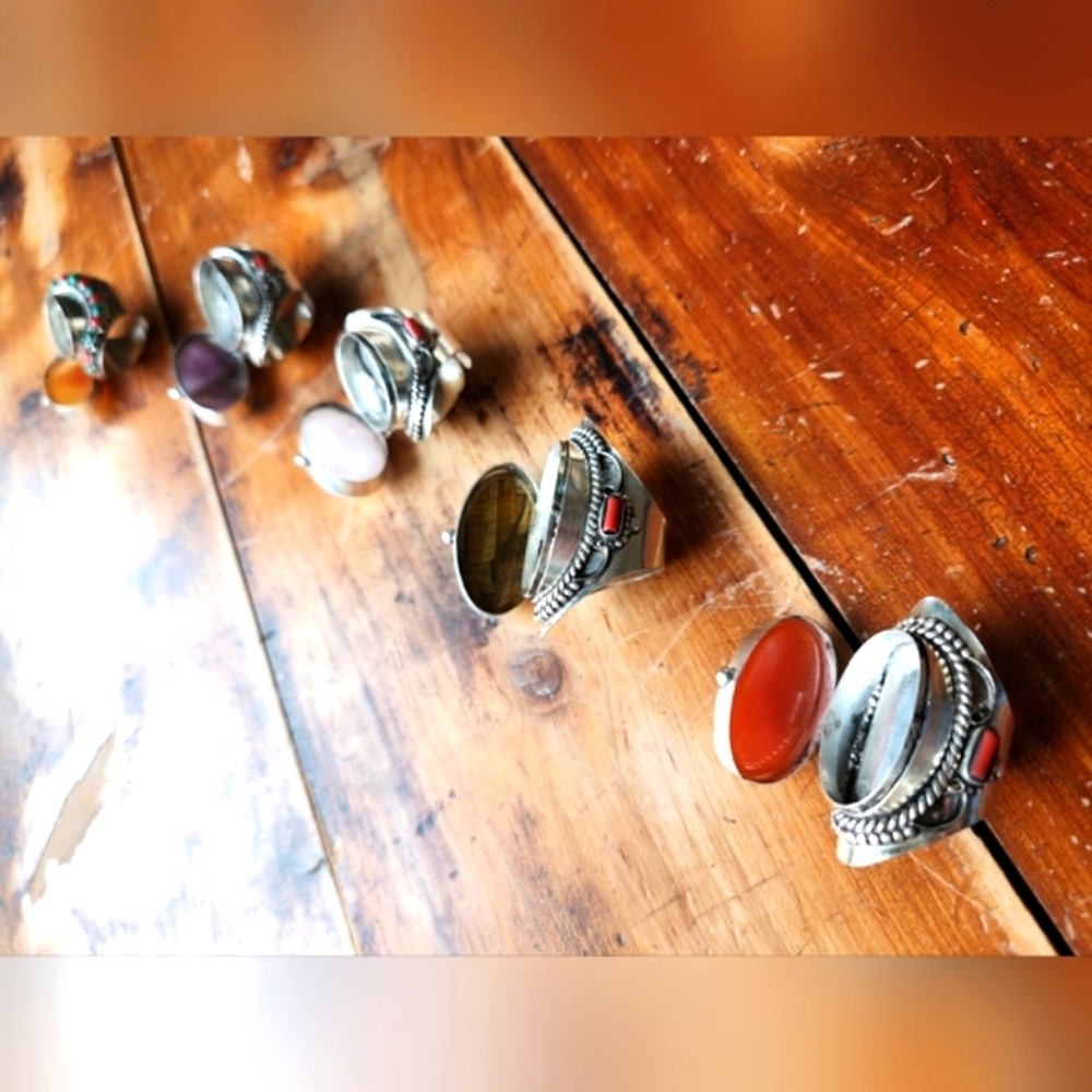 🤎New Boutique Item! Tiger Eye and Coral Gemstone "Poison" Ring💍 - Picture 7 of 14